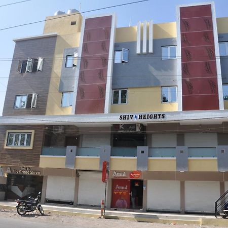 Hotel The Grand Shiva Gondal Extérieur photo