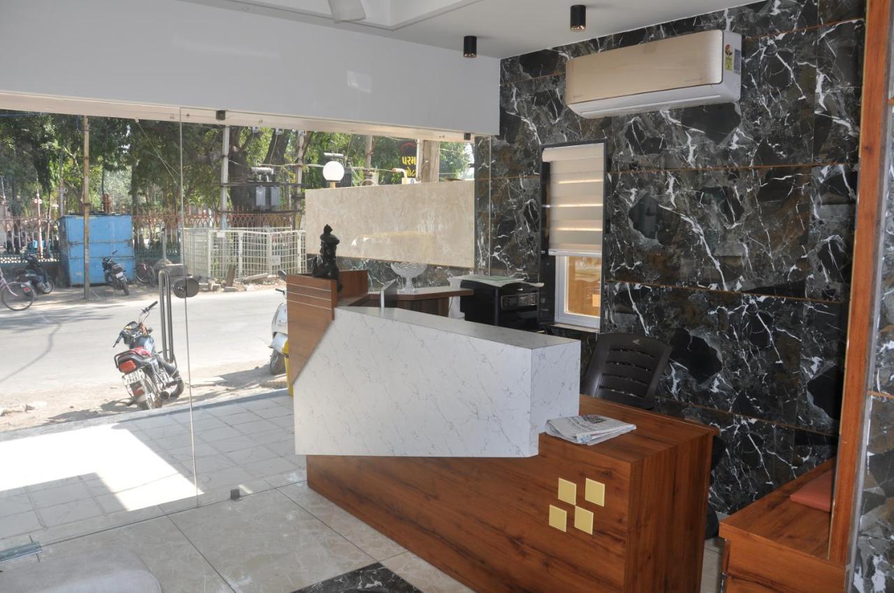 Hotel The Grand Shiva Gondal Extérieur photo
