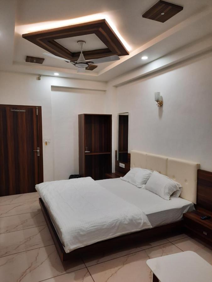 Hotel The Grand Shiva Gondal Extérieur photo